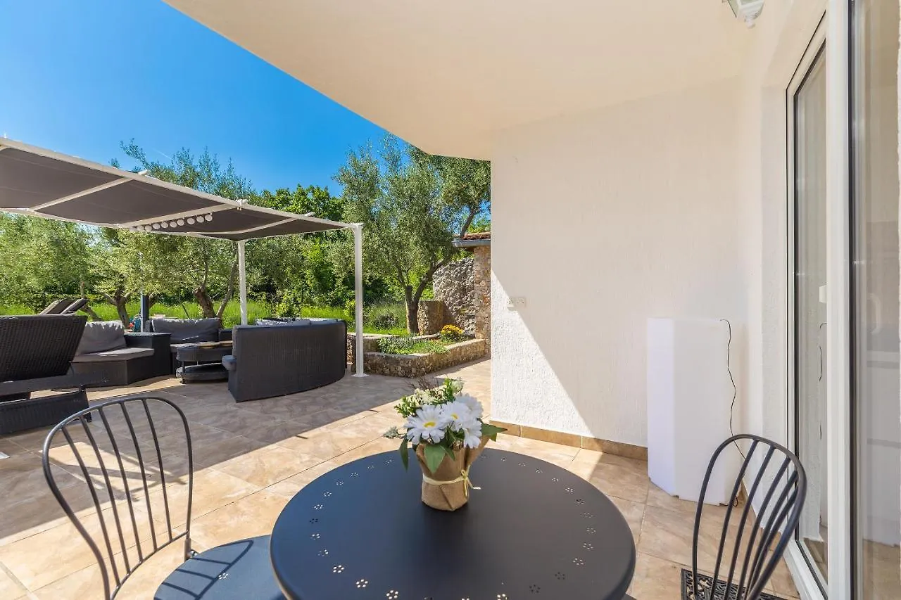 Holiday Home Olive Garden Brzac 0*,  Croatia